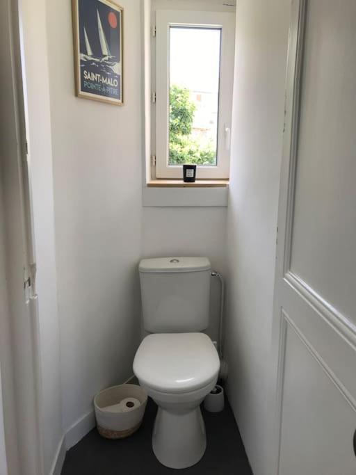 Maison De Avec Piscine Hébergement de vacances *