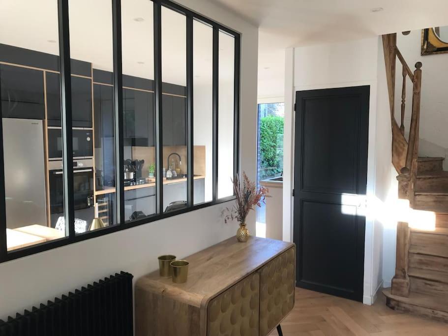 Hébergement de vacances Maison De Avec Piscine